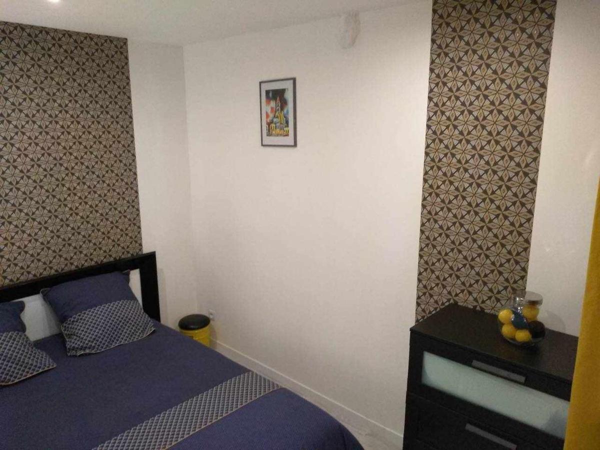Joli Petit Logement En Centre Ville De Brioude Exterior photo